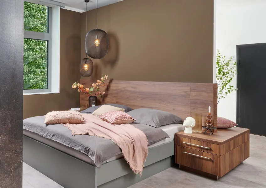 Dressing avec tête de lit et table de nuit intégrées